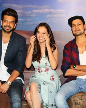 In Pics: Interview With Sumeet Vyas, Evelyn Sharma,& Karan Kundra At Stupid Man Smart Phone Webseries | Picture 1527382