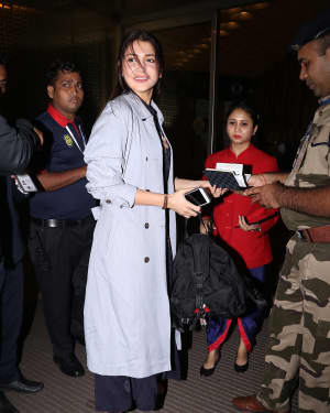 In Pics: Anushka Sharma Snapped At Mumbai Airport | Picture 1527705