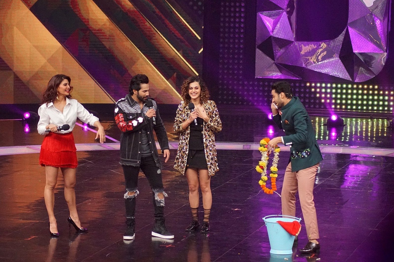 In Pics: Jacqueline, Varun and Taapsee Promotes Judwaa 2 In Dance Plus Final? Episodes | Picture 1529414