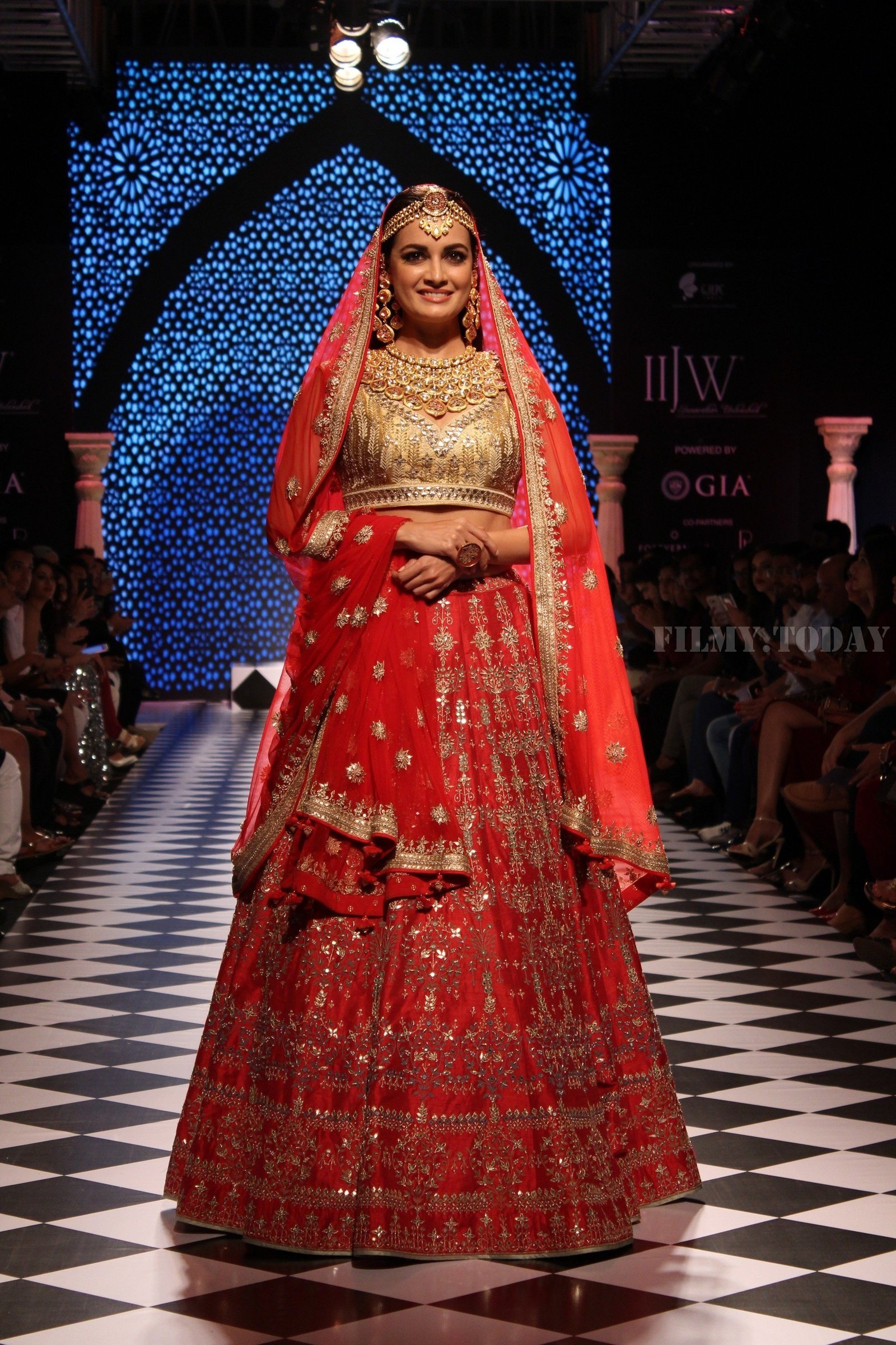 Dia Mirza - In Pics: Celebs Walks Ramp At IIJW 2017 | Picture 1530251
