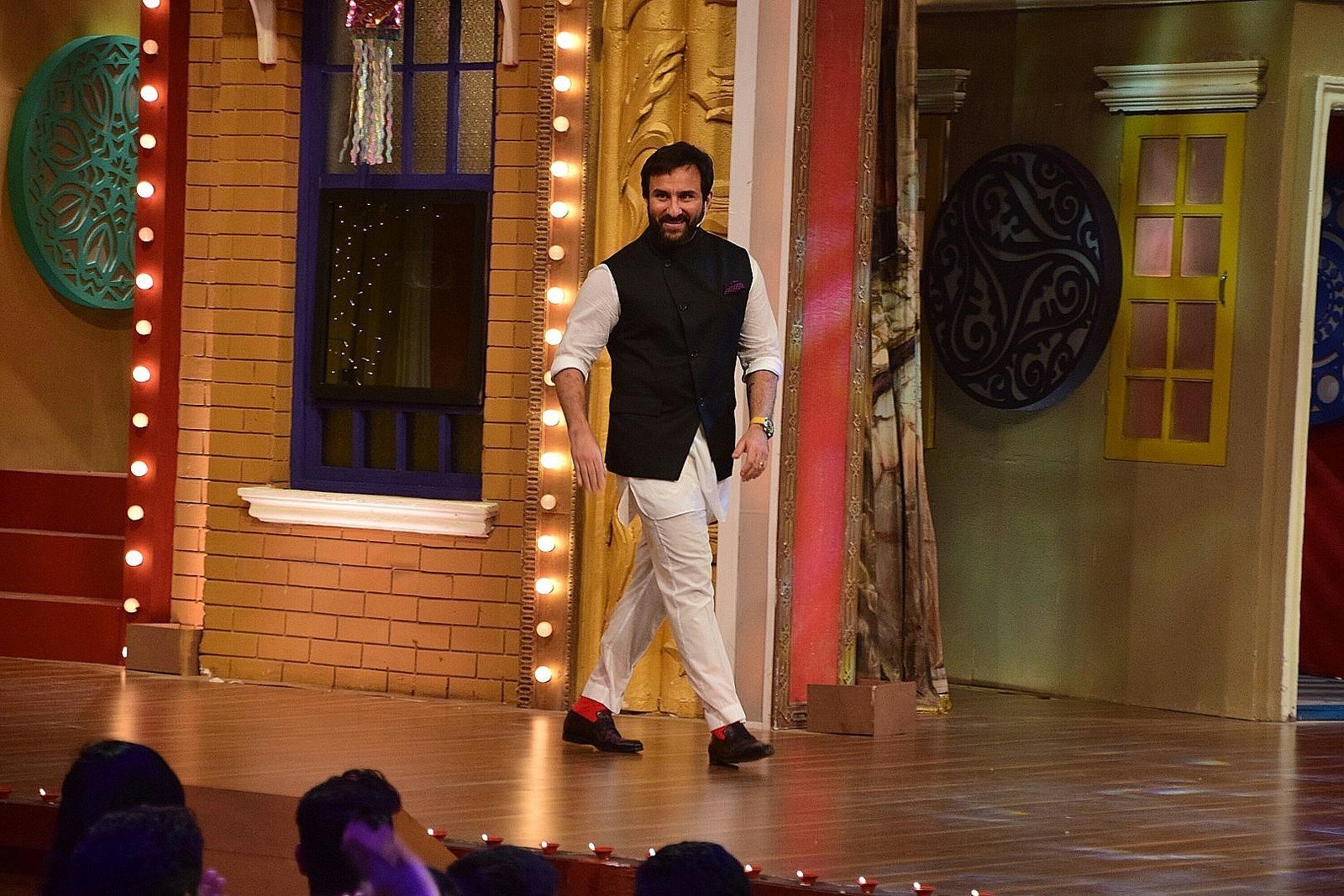 Saif Ali Khan - In Pics: Promotion Of Film Chef On Set Of Drama Company | Picture 1531298