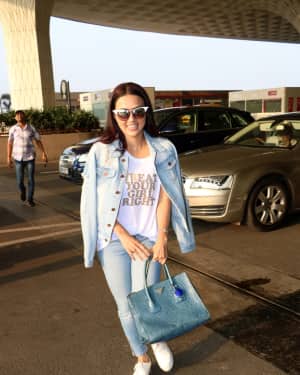 In Pics: Sana Khan Spotted at Mumbai Airport  | Picture 1531115