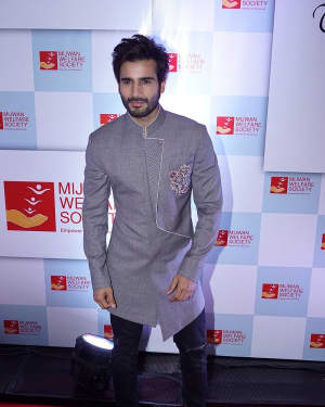 Photos: Red Carpet Of 9th The Walk Of Mijwan | Picture 1579173