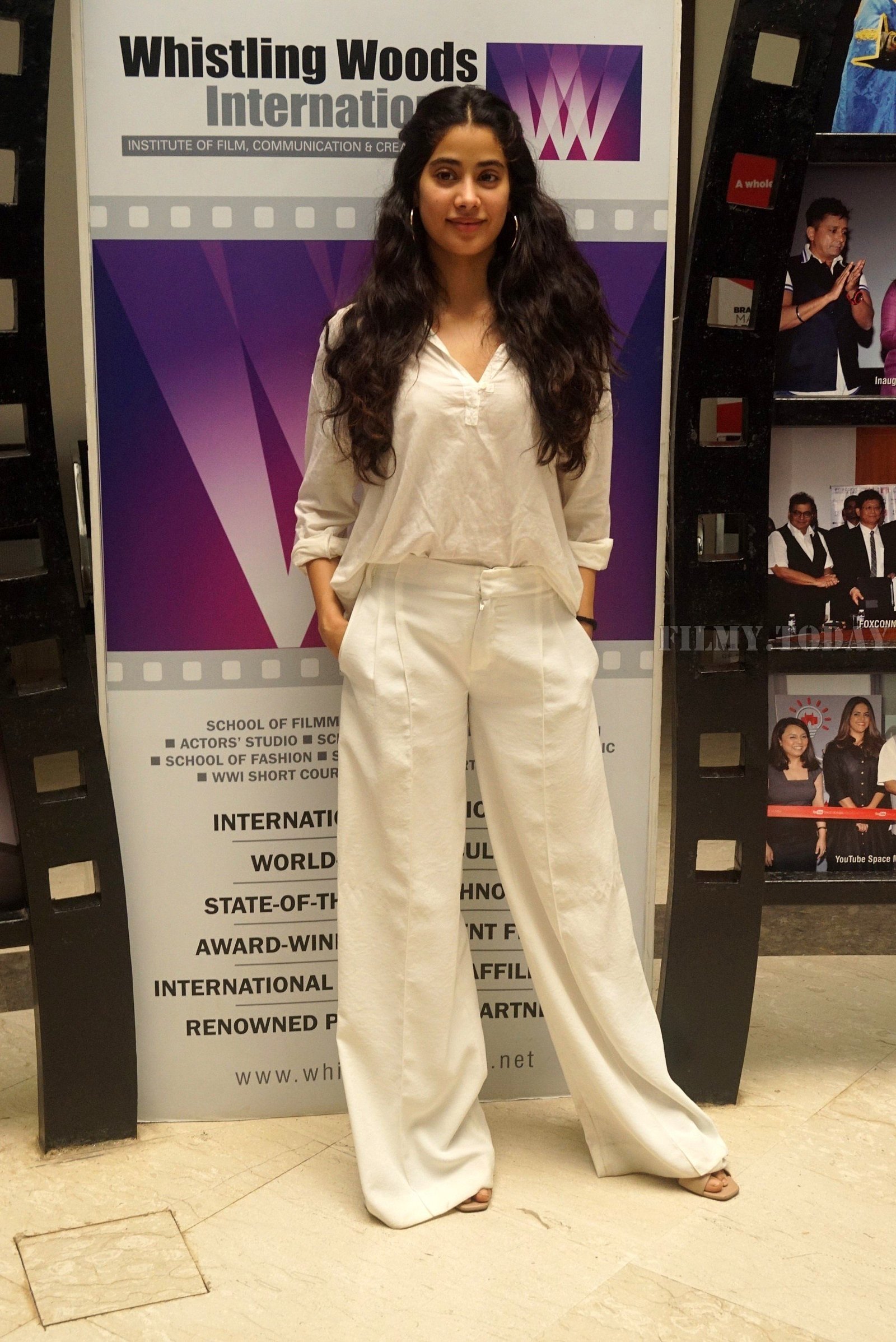 Photos: Janhvi Kapoor at Master Class at Whistling Woods | Picture 1592627