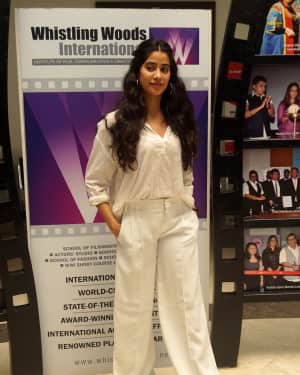Photos: Janhvi Kapoor at Master Class at Whistling Woods | Picture 1592625