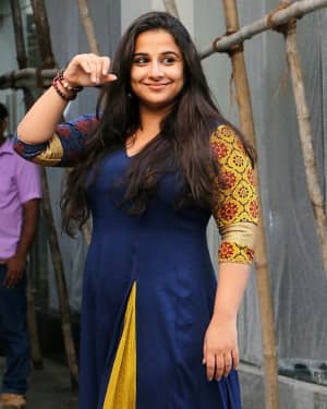 Photos: Vidya Balan Spotted at Sunny Super Sound | Picture 1593263