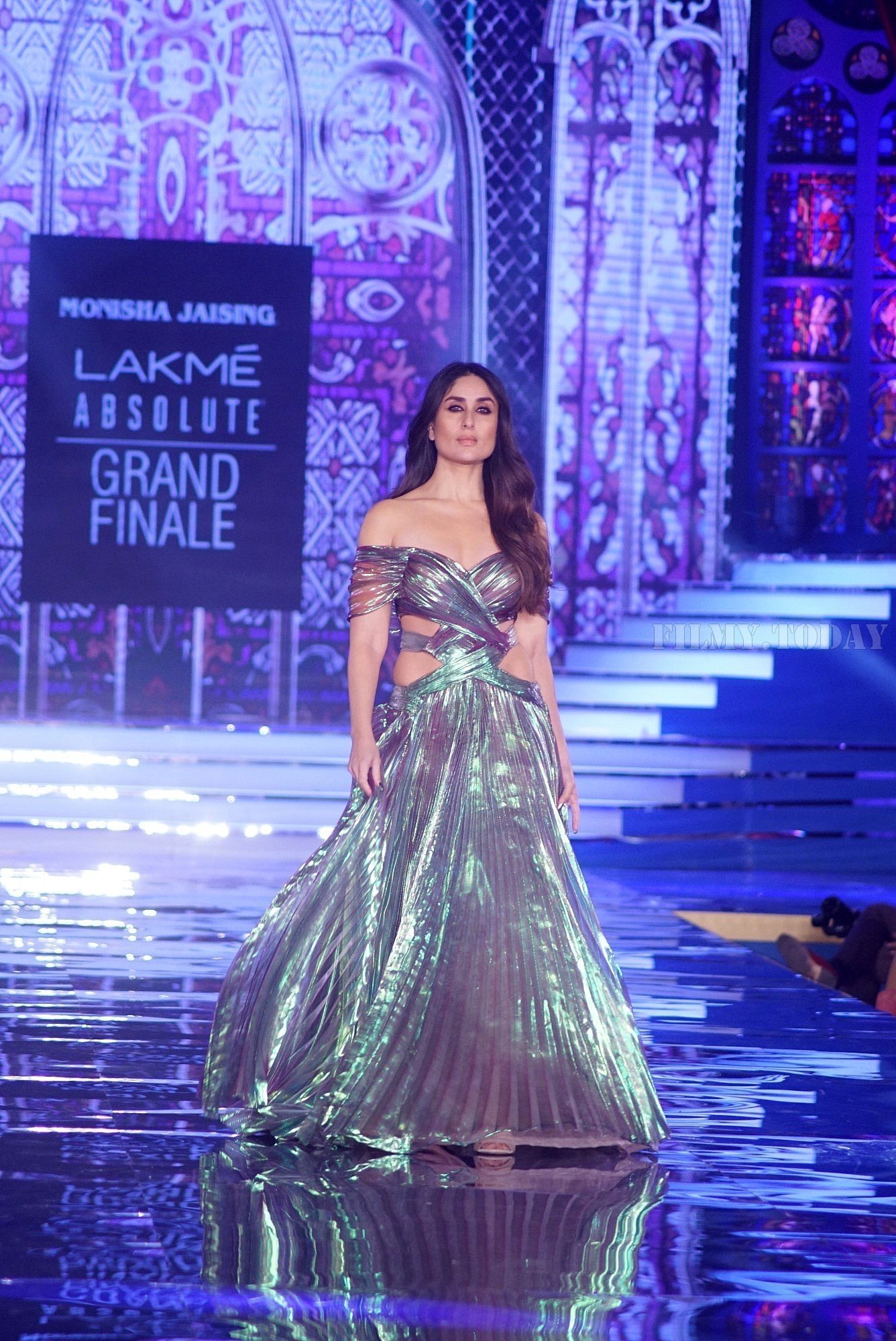 Photos: Kareena Kapoor at Grand Finale of Lakme Fashion Show 2018 | Picture 1595412