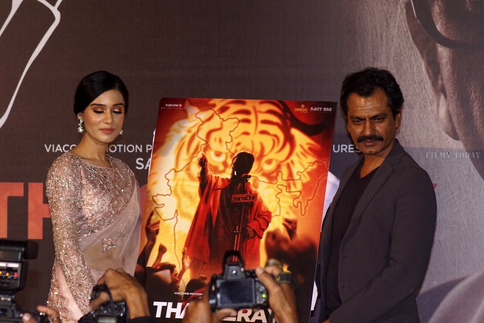 Photos: Thackeray Film Trailer Launch | Picture 1618501