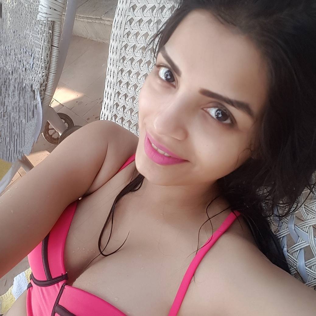 Actress Sonali Raut Poolside Photos | Picture 1567774