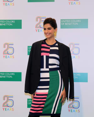 Photos: Sonam Kapoor During The 25 Years Celebration Of Benetton India Of Heritage And Values In India | Picture 1568374