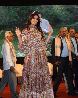 Sonam Kapoor Ahuja - Photos: Promotion Of Pad Man at Innovation Conclave | Picture 1559001