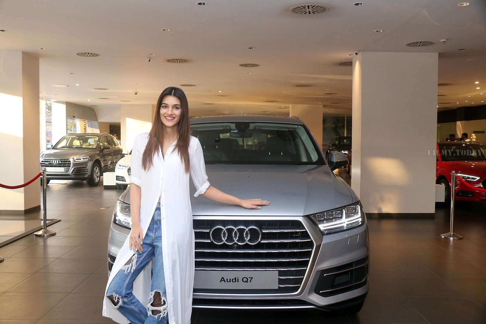 Photos: Kriti Sanon Taking The Delivery Of The Audi Q7 | Picture 1562340
