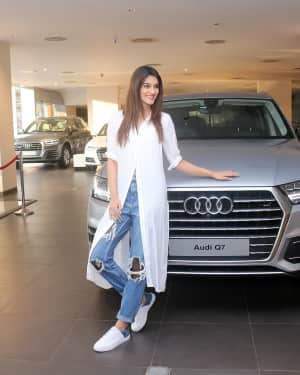 Photos: Kriti Sanon Taking The Delivery Of The Audi Q7 | Picture 1562341