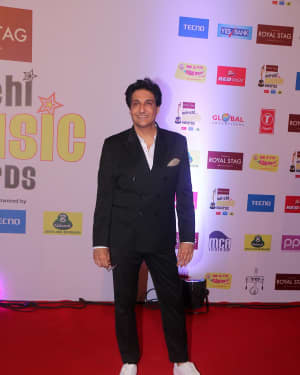 Photos: Red Carpet Of 10th Mirchi Music Awards 2018 | Picture 1562531