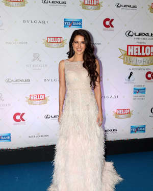 Isabelle Kaif - Photos: Hello Hall of Fame Awards 2018 at St. Regis In Mumbai | Picture 1571475