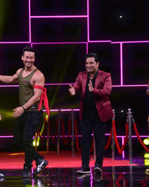 Photos: Tiger Shroff & Disha Patani On The Sets Of &TV's Dance Show | Picture 1572102