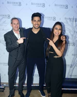 Photos: Bollywood Celebs At Belvedere Studio | Picture 1573602