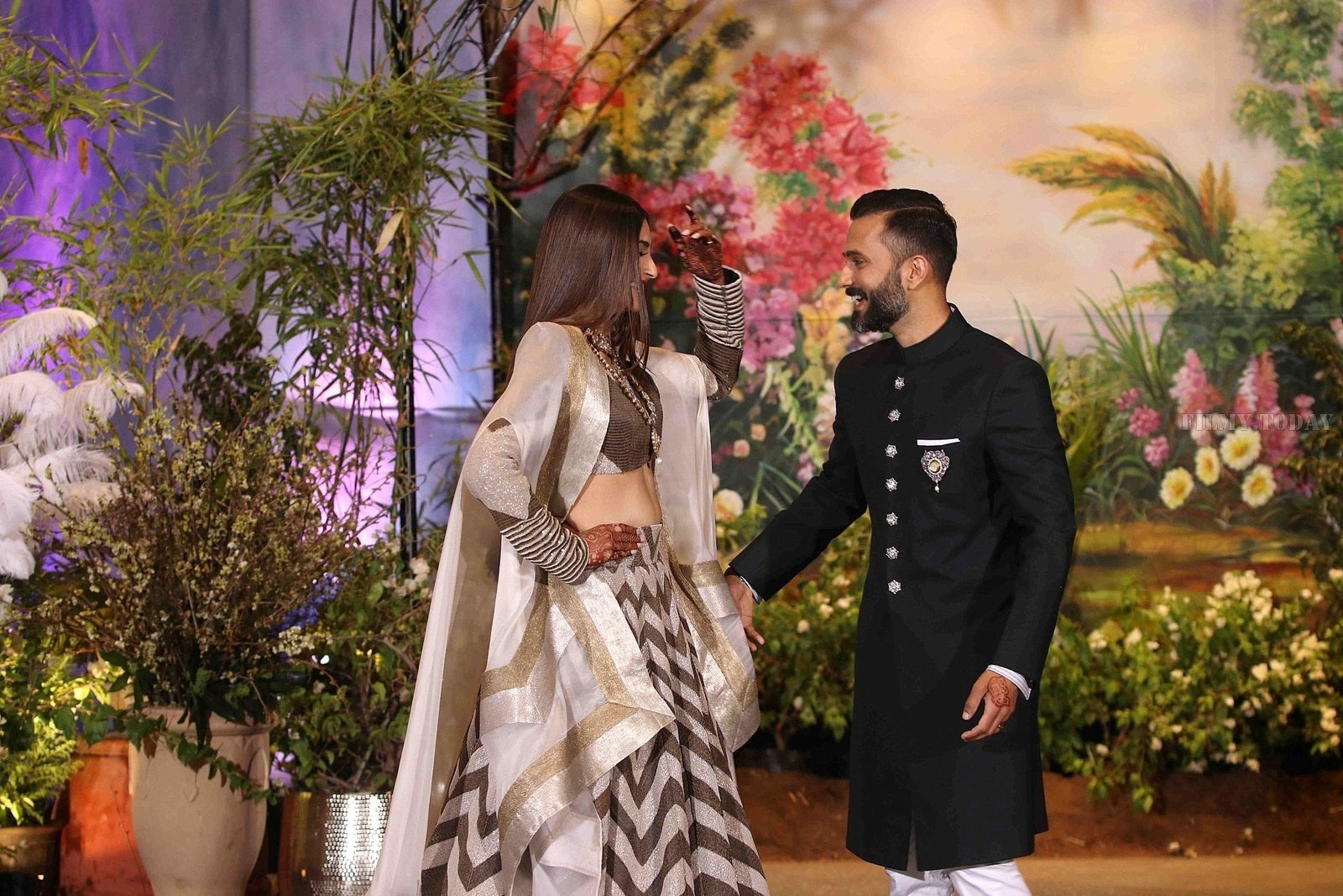 Photos: Sonam Kapoor and Anand Ahuja Wedding Reception | Picture 1581645