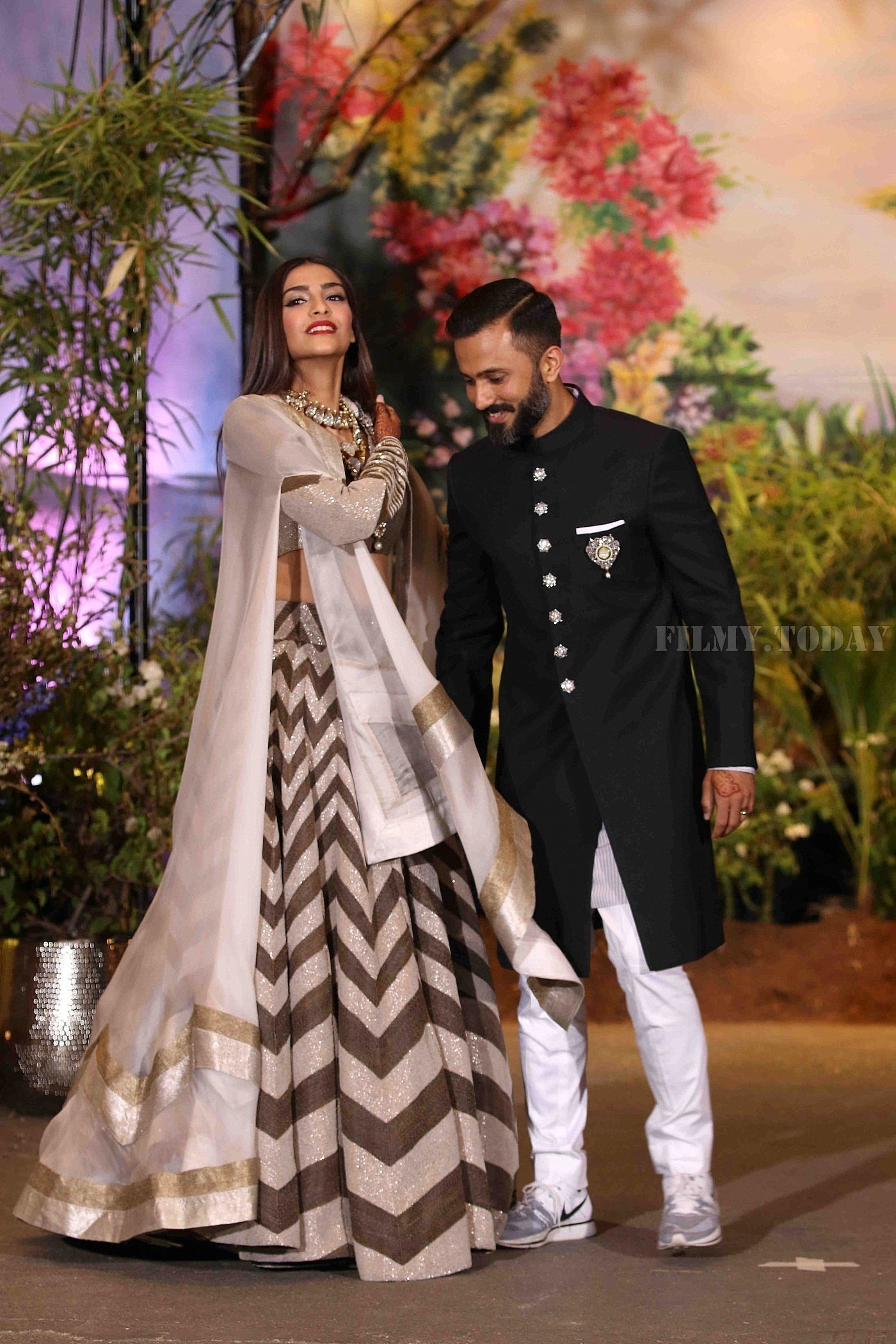 Photos: Sonam Kapoor and Anand Ahuja Wedding Reception | Picture 1581643