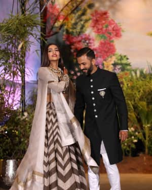 Photos: Sonam Kapoor and Anand Ahuja Wedding Reception | Picture 1581643
