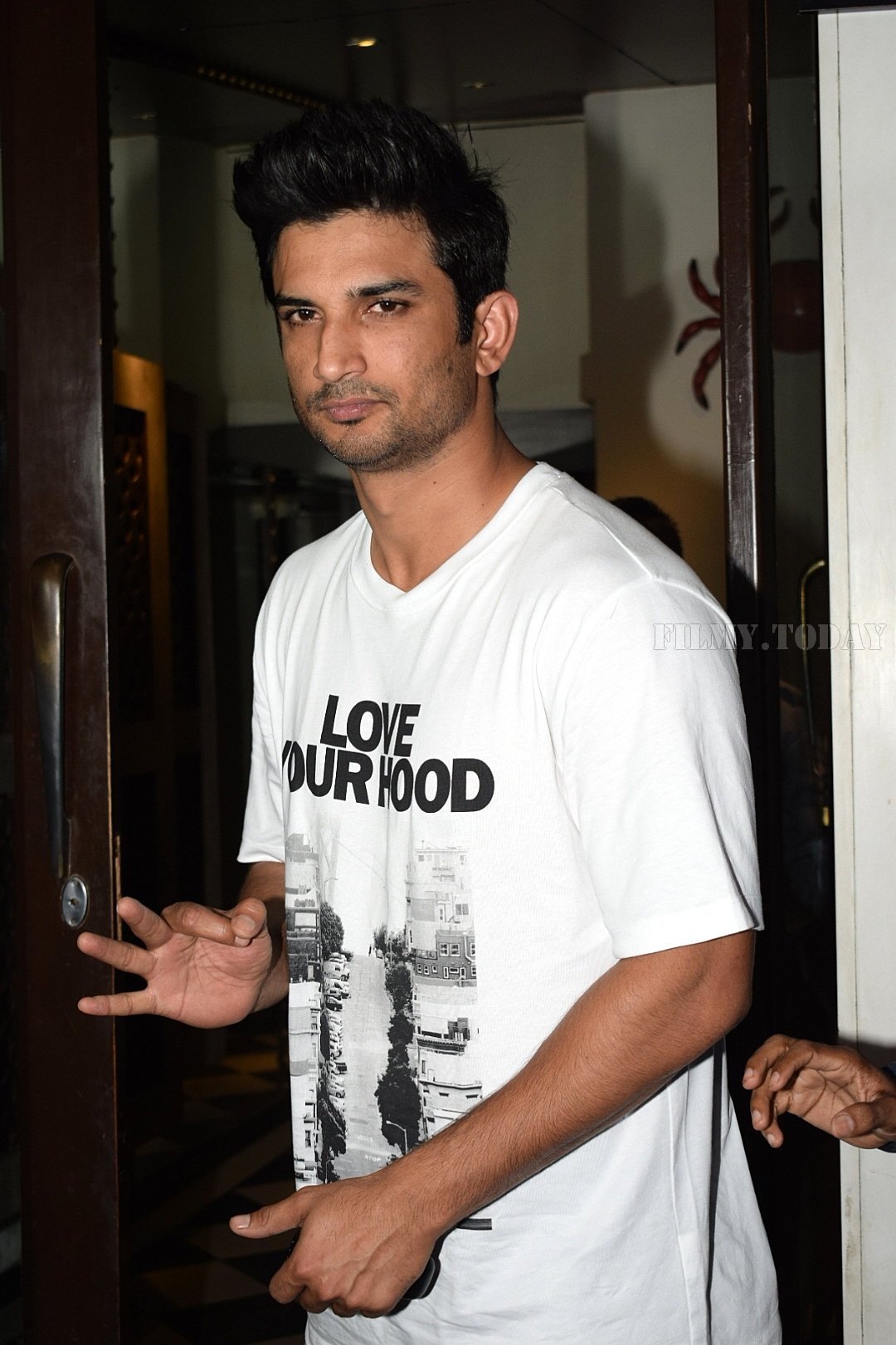 Sushant Singh Rajput - Photos: Wrap Up party of film Stree at Bastian | Picture 1582801