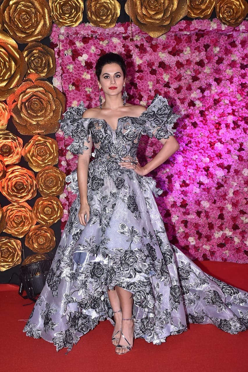 Taapsee Pannu - Photos: Lux Golden Awards 2018 Red Carpet | Picture 1612171