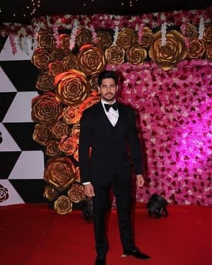 Photos: Lux Golden Awards 2018 Red Carpet