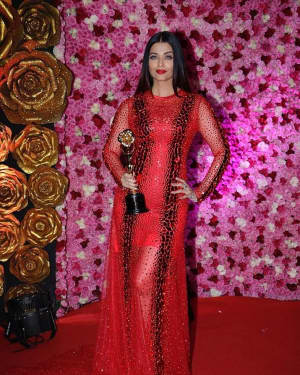 Aishwarya Rai Bachchan - Photos: Lux Golden Awards 2018 Red Carpet | Picture 1612194