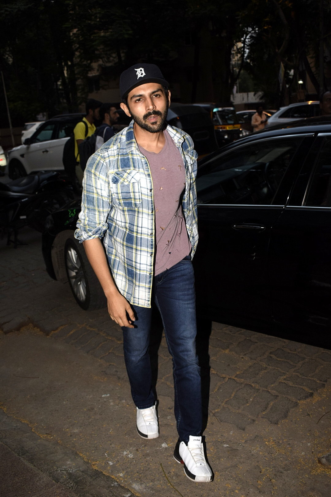 Photos: Kartik Aryan Spotted At Gym | Picture 1602815