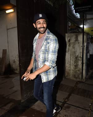 Photos: Kartik Aryan Spotted At Gym | Picture 1602810