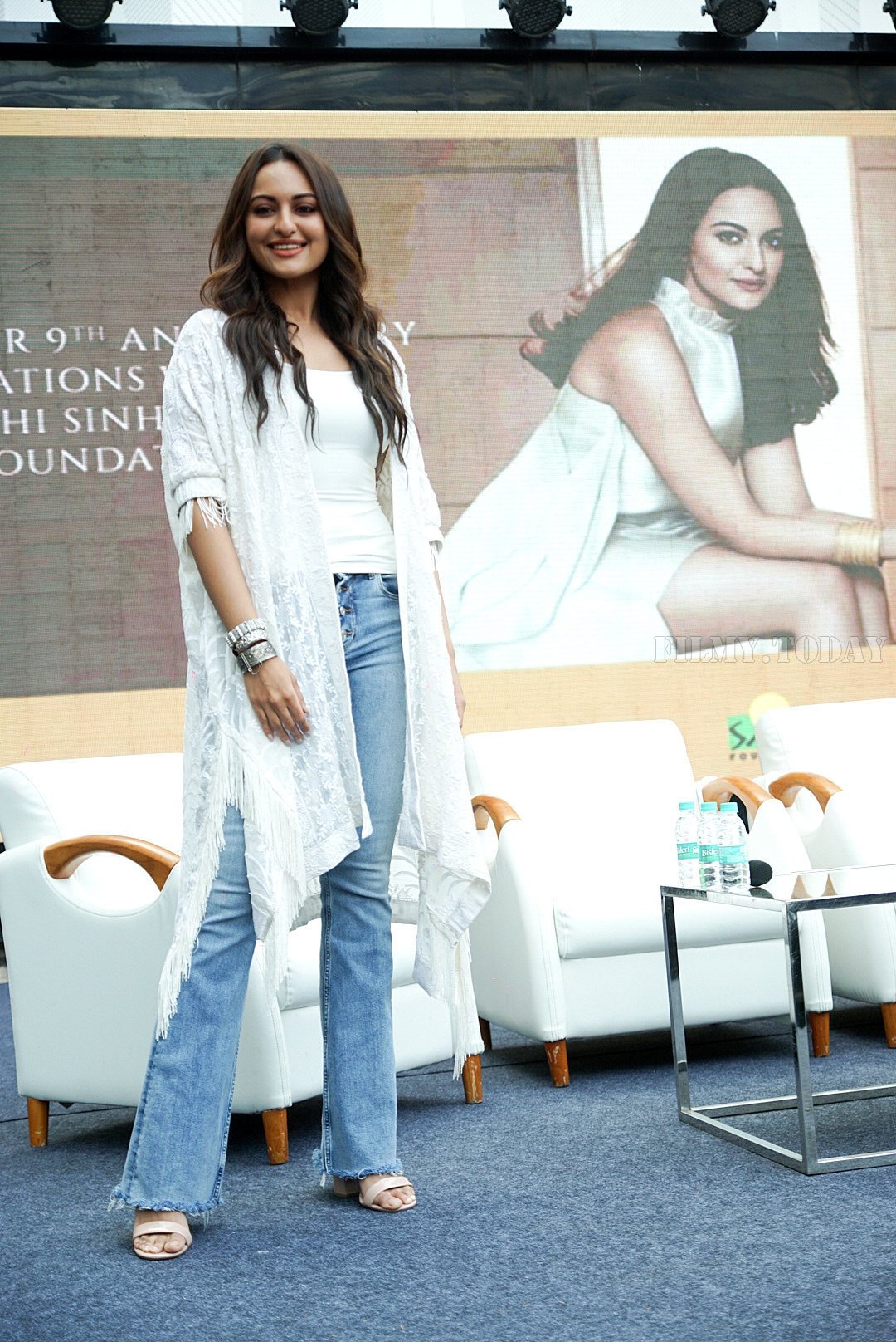 Photos: Sonakshi Sinha at the 9th anniversary celebration of Palladium lower parel | Picture 1603898