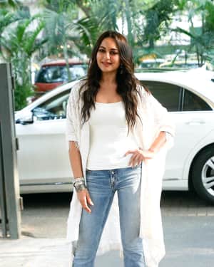 Photos: Sonakshi Sinha at the launch of india's largest corporate football tournament Legends Cup | Picture 1603908
