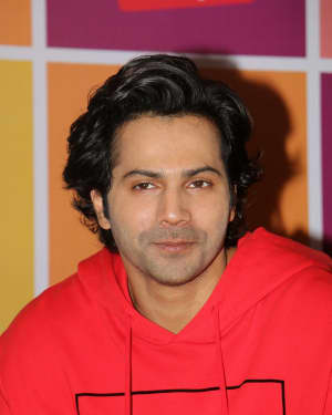 Photos: Varun Dhawan at the press conference of vivid shuffle hip hop dance competition | Picture 1606346
