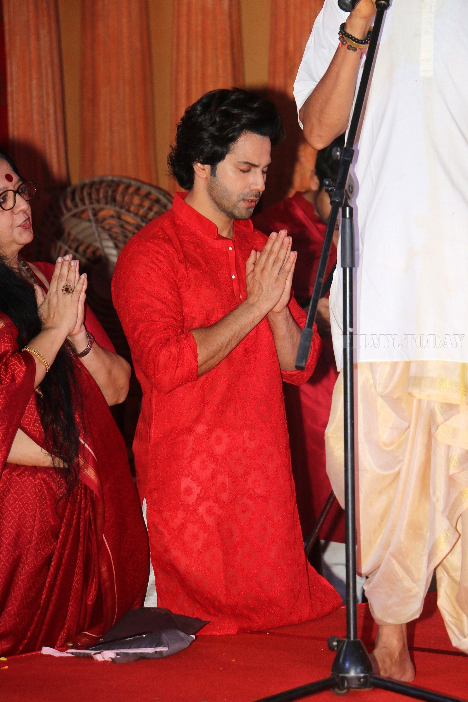 Photos: Celebs At The North Bombay Sarbojanin Durga Puja | Picture 1607550