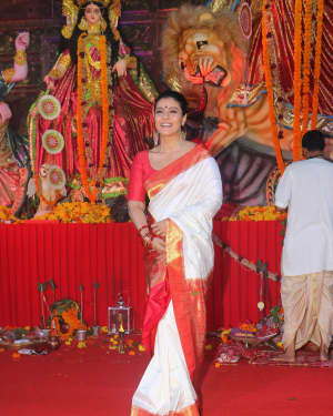 Kajol - Photos: Celebs At The North Bombay Sarbojanin Durga Puja | Picture 1607566