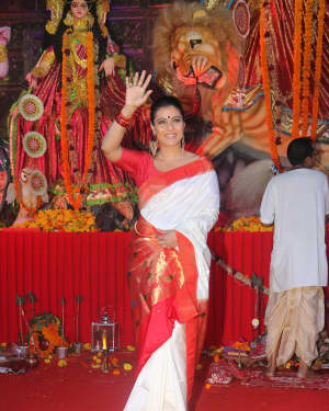 Kajol - Photos: Celebs At The North Bombay Sarbojanin Durga Puja | Picture 1607567
