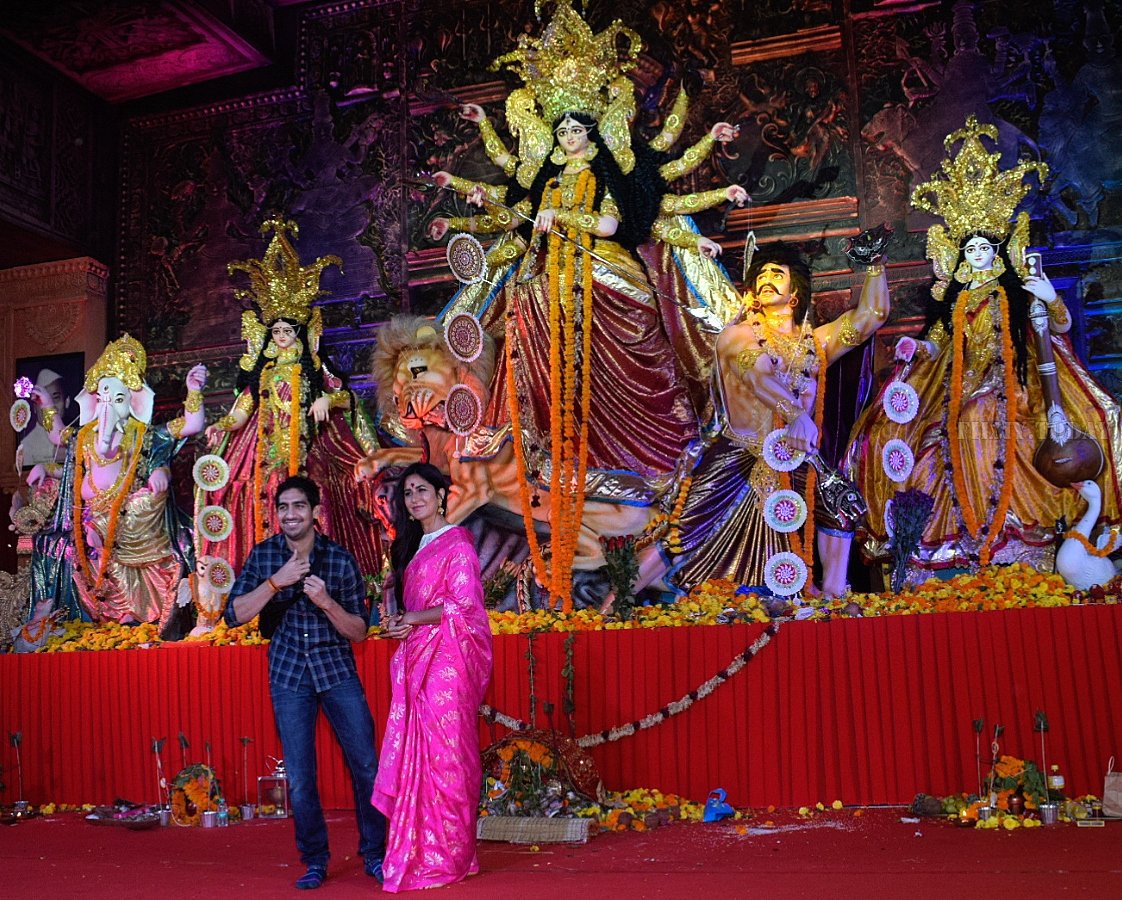 Photos: Celebs At The North Bombay Sarbojanin Durga Puja | Picture 1607599