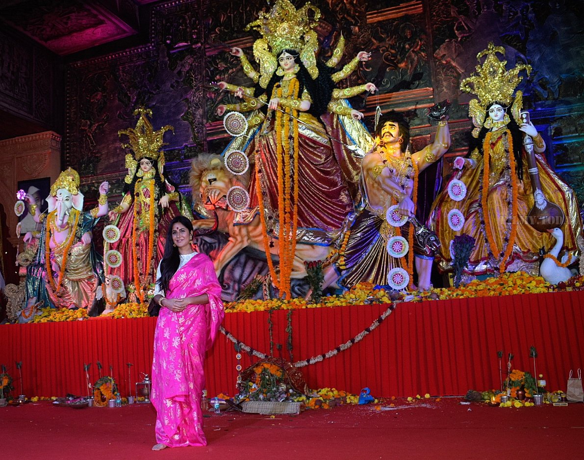 Katrina Kaif - Photos: Celebs At The North Bombay Sarbojanin Durga Puja | Picture 1607598