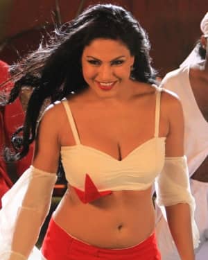 Actress Veena Malik Hot Photos | Picture 1596657