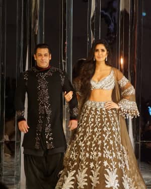 Photos: Red Carpet for Manish Malhotra new collection Haute Couture