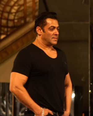 Salman Khan - Photos: Red Carpet for Manish Malhotra new collection Haute Couture
