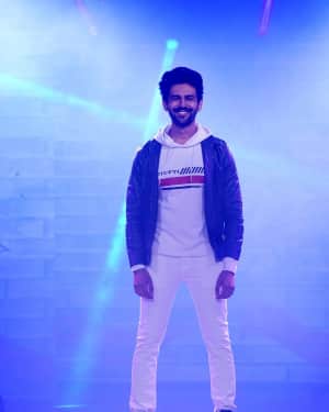 Kartik Aaryan - Photos: Launch of Mufti Autumn Winter'18 Collection Along with Fashion Show | Picture 1601155