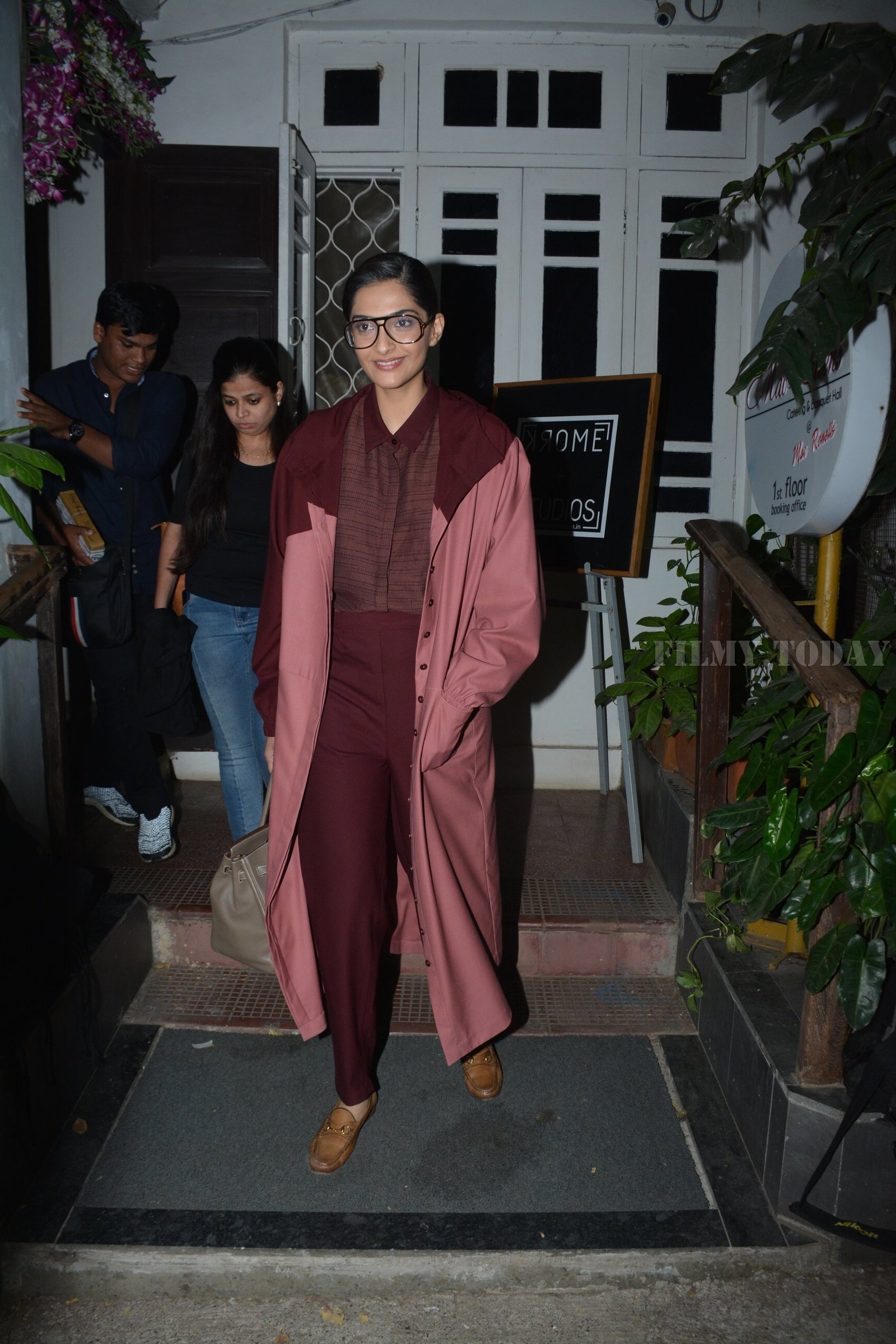 Photos: Sonam Kapoor Spotted at Krome Studio | Picture 1626480