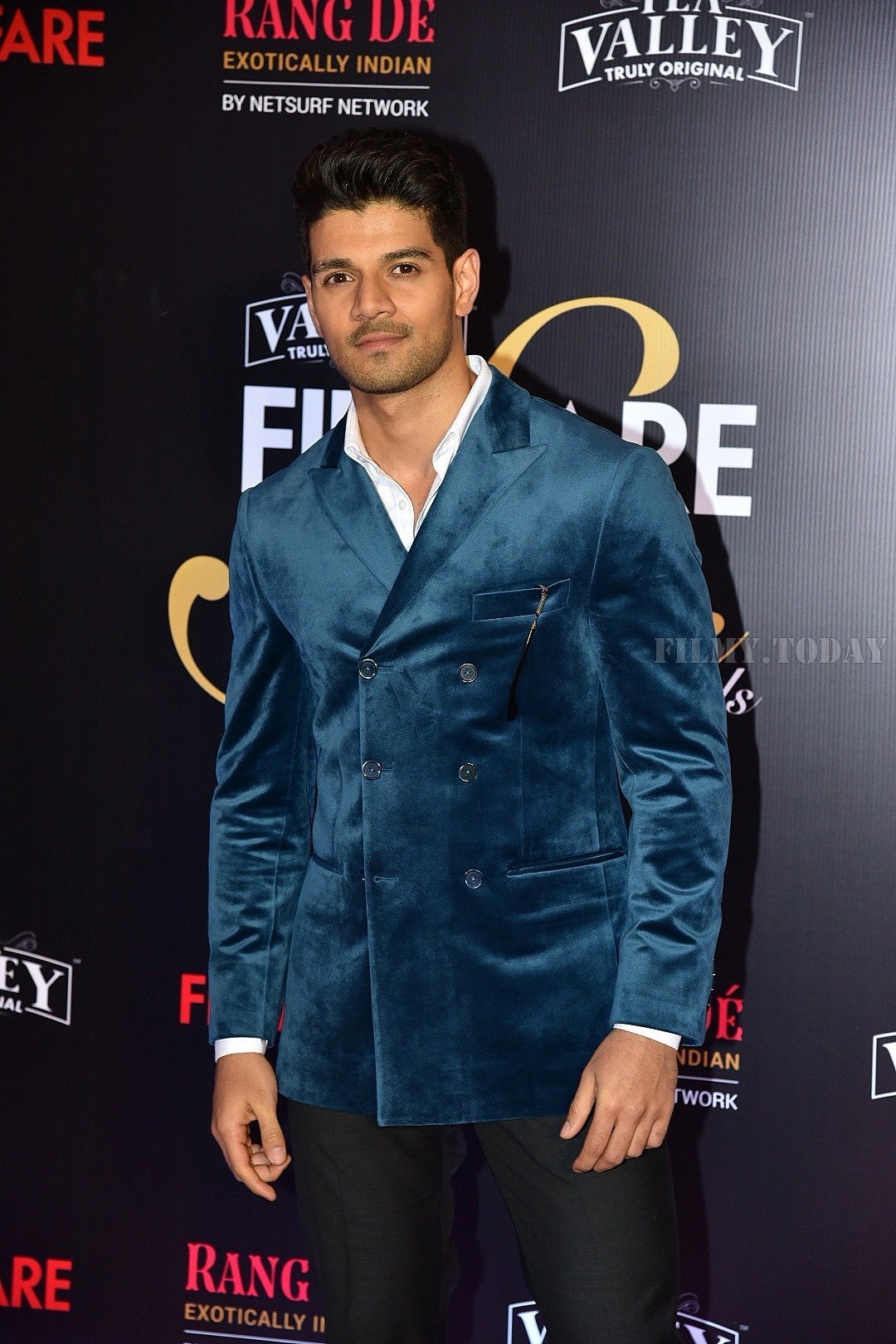 Photos: Red Carpet Of Filmfare Glamour and Style Awards 2019 | Picture 1626857