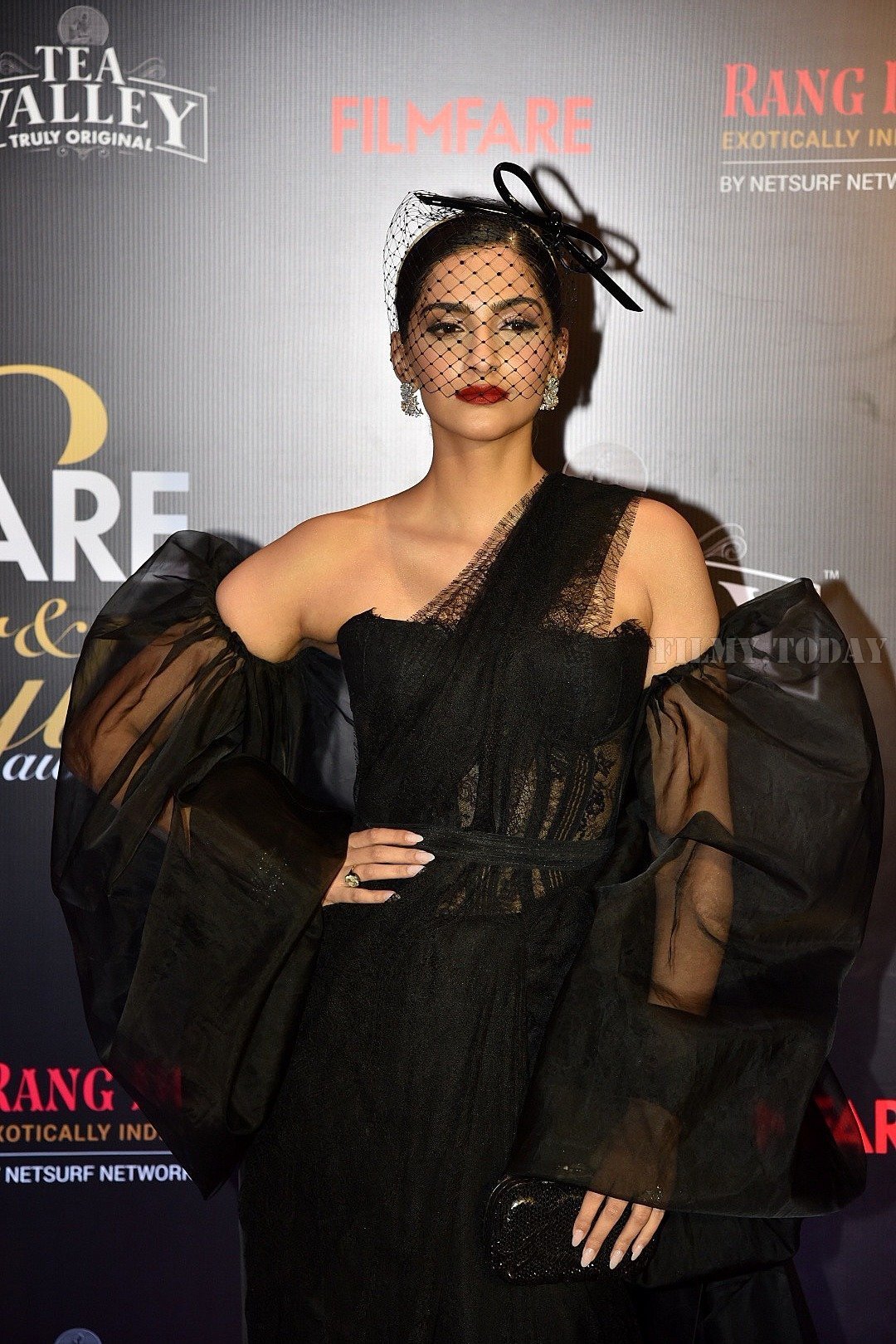 Sonam Kapoor Ahuja - Photos: Red Carpet Of Filmfare Glamour and Style Awards 2019 | Picture 1626850