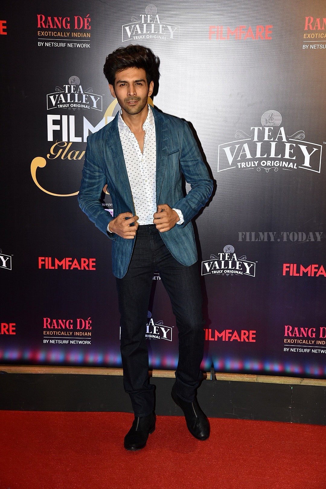 Kartik Aaryan - Photos: Red Carpet Of Filmfare Glamour and Style Awards 2019 | Picture 1626961