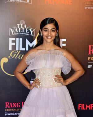 Pooja Hegde - Photos: Red Carpet Of Filmfare Glamour and Style Awards 2019 | Picture 1626854