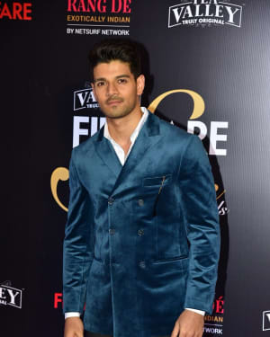Photos: Red Carpet Of Filmfare Glamour and Style Awards 2019 | Picture 1626857