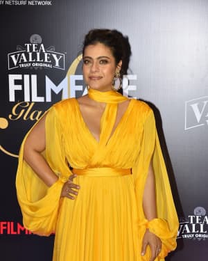 Kajol - Photos: Red Carpet Of Filmfare Glamour and Style Awards 2019