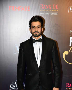Photos: Red Carpet Of Filmfare Glamour and Style Awards 2019 | Picture 1626946